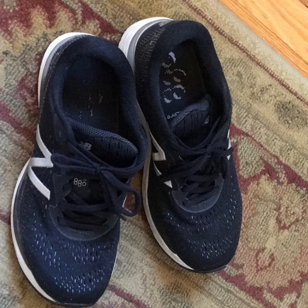 New balance running shoes 880